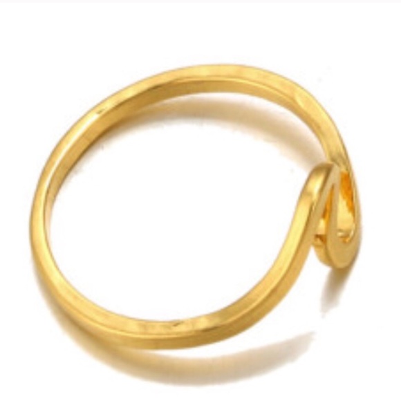 Wave Ring - Picture 4 of 5